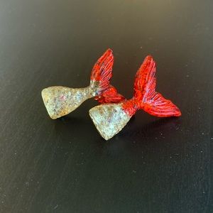 3/20$ Cute earrings fish tail mermaid siren glittery